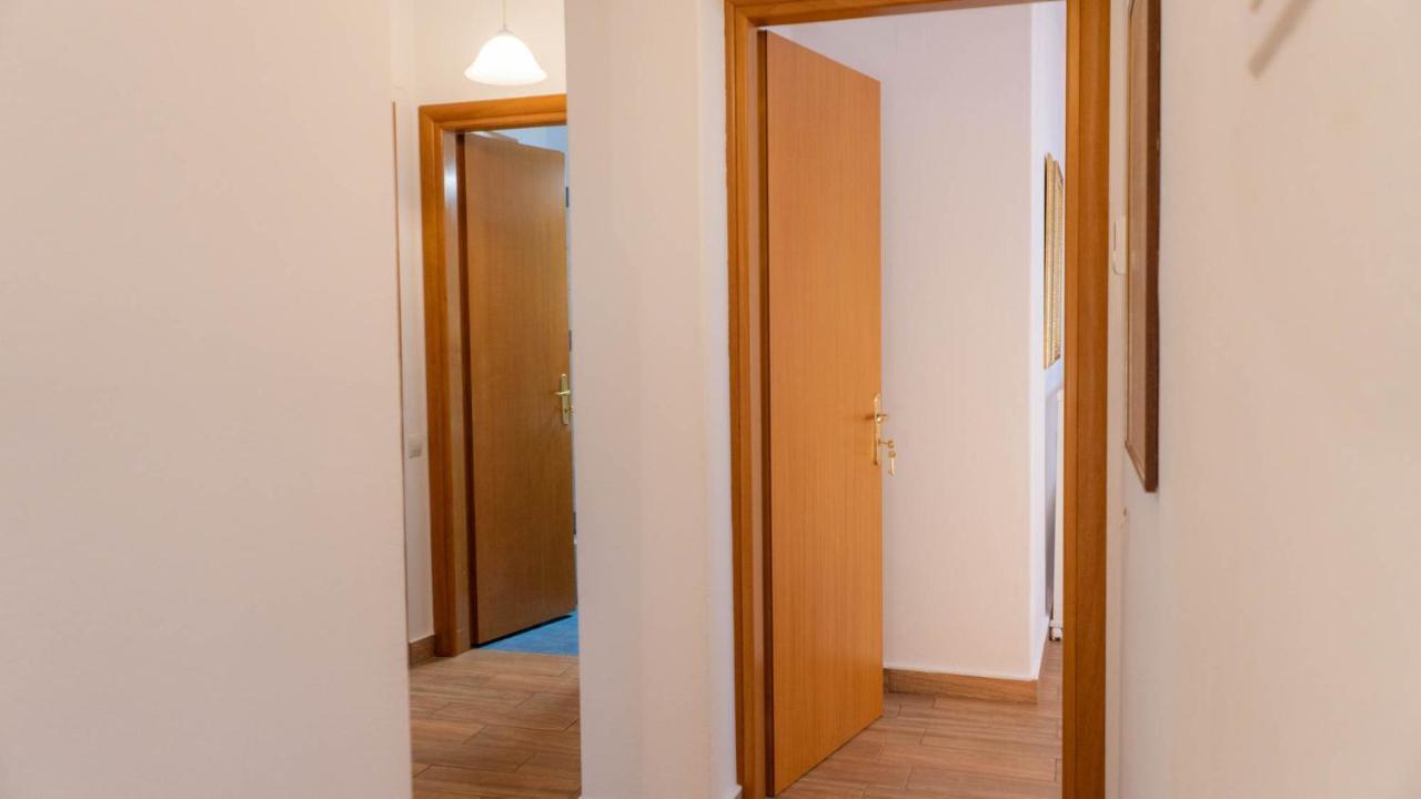 Postmans Apartment Under Meteora Kalampáka Buitenkant foto
